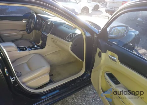 2013 Chrysler 300 Motown from USA, damaged, VIN 2C3CCAAG3DH595292